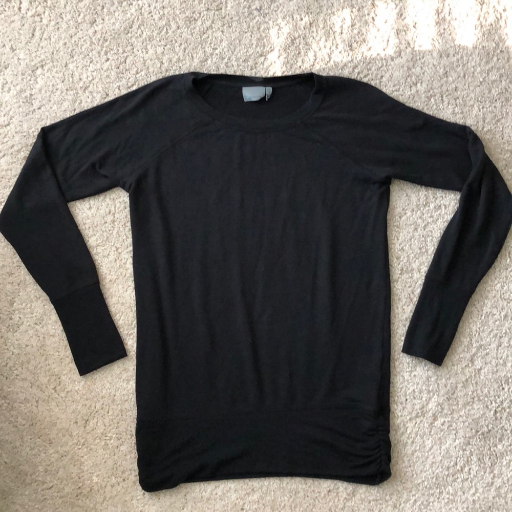 Athleta long sleeve shirt